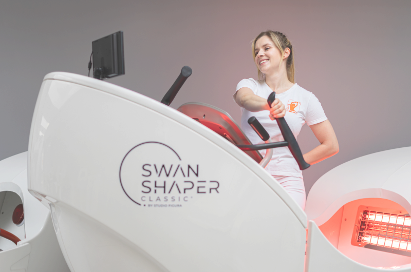 Swan Shaper — eliptyk skrętny z podczerwienią w Studio Figura Wrocław